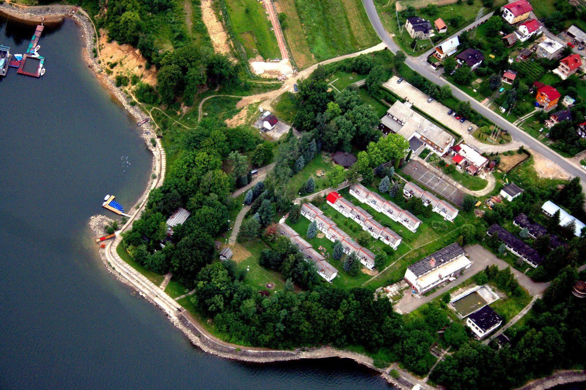 Centrum Wypoczynku Odys Hotel Tresna Exterior photo